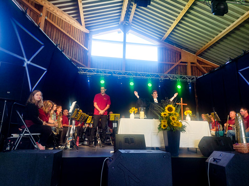 10 Jahre Fa. Kübler mit festlichem Jubiläumsgottesdienst in der Buckenmühle 10 Jahre Fa. Kübler mit festlichem Jubiläumsgottesdienst in der Buckenmühle
