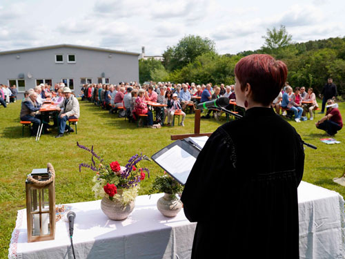 Pfingstgottesdienst in Barthelmesaurach Pfingstgottesdienst in Barthelmesaurach